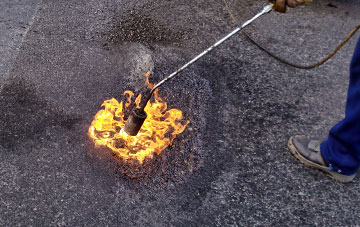 Nonikiln flat roofing repairs